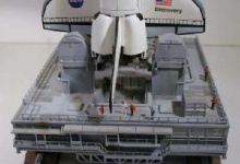 Space Shuttle Revell 1/144