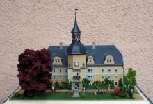 Schloss Naundorf bei Schmiedeberg um 1900 im Maßstab 1 /87 von Rainer Dierchen
