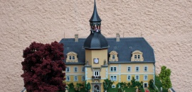 Schloss Naundorf bei Schmiedeberg um 1900 im Maßstab 1 /87 von Rainer Dierchen